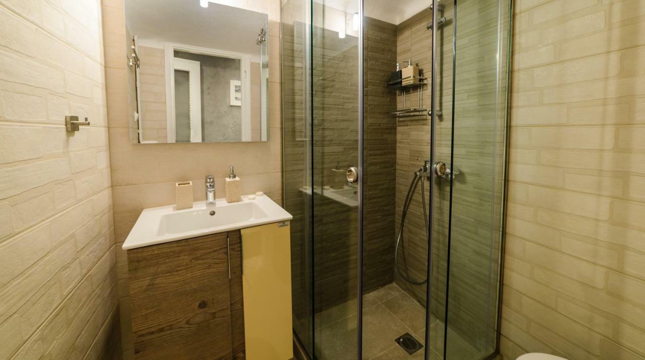 Belucky Apartments - Πico Athens Luaran gambar