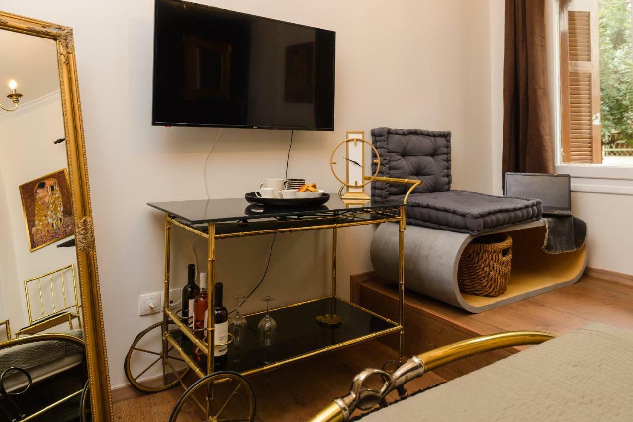 Belucky Apartments - Πico Athens Luaran gambar